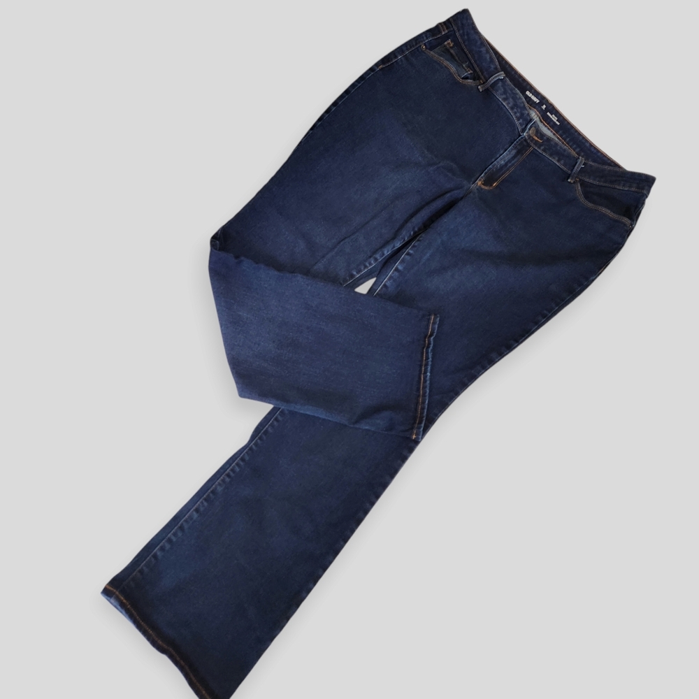 Old Navy Kicker Mid-rise Boot Cut jeans size 18L